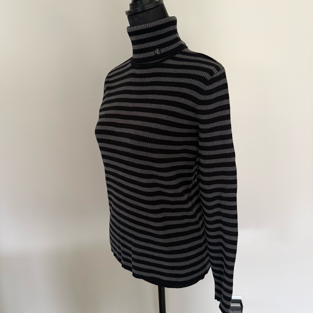 Ralph Lauren Black and Gray Striped Sweater - Picture 4 of 7